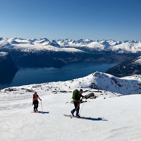 Blatind Boutique Hotel Stordal Екстер'єр фото