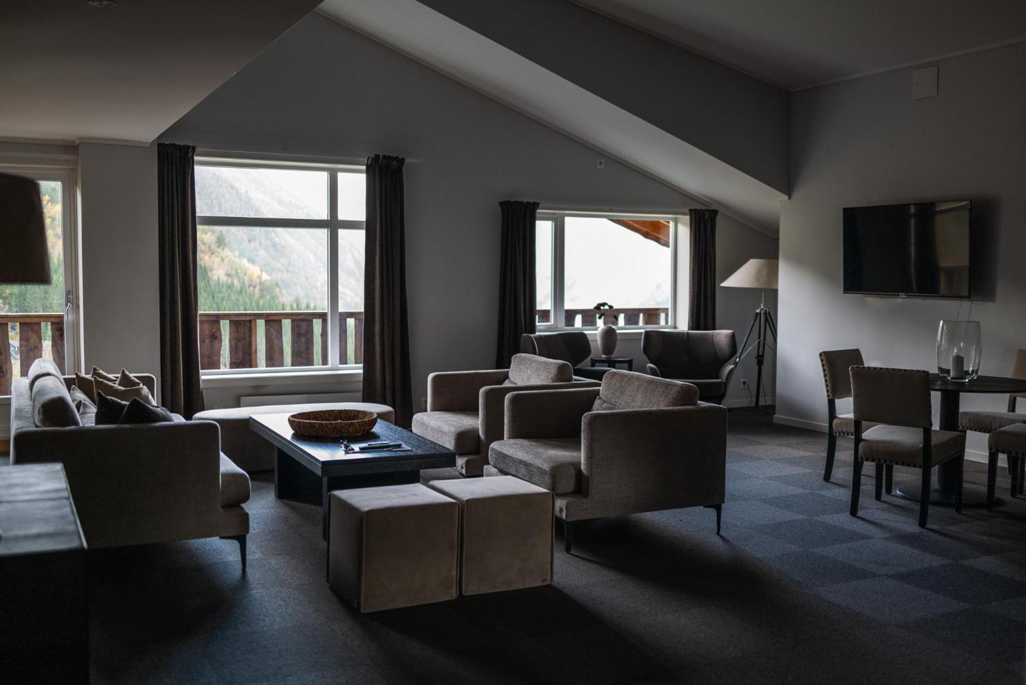 Blatind Boutique Hotel Stordal Екстер'єр фото