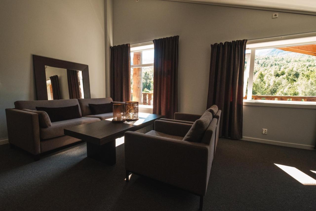 Blatind Boutique Hotel Stordal Екстер'єр фото